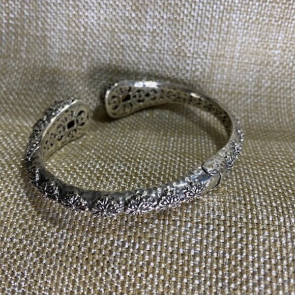 Sarda Tip-to-Tip Bracelet Lucky Stone Cubic Zirconia & Pale Plum™ Mystic Topaz - Picture 4 of 5